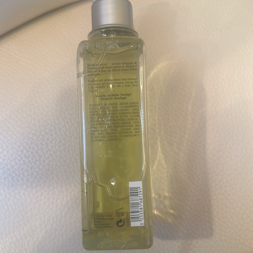 L’Occitane NWT Set of 3 Shower Gel Massage Crème Light Hand Cream Festive Garden - Picture 9 of 9